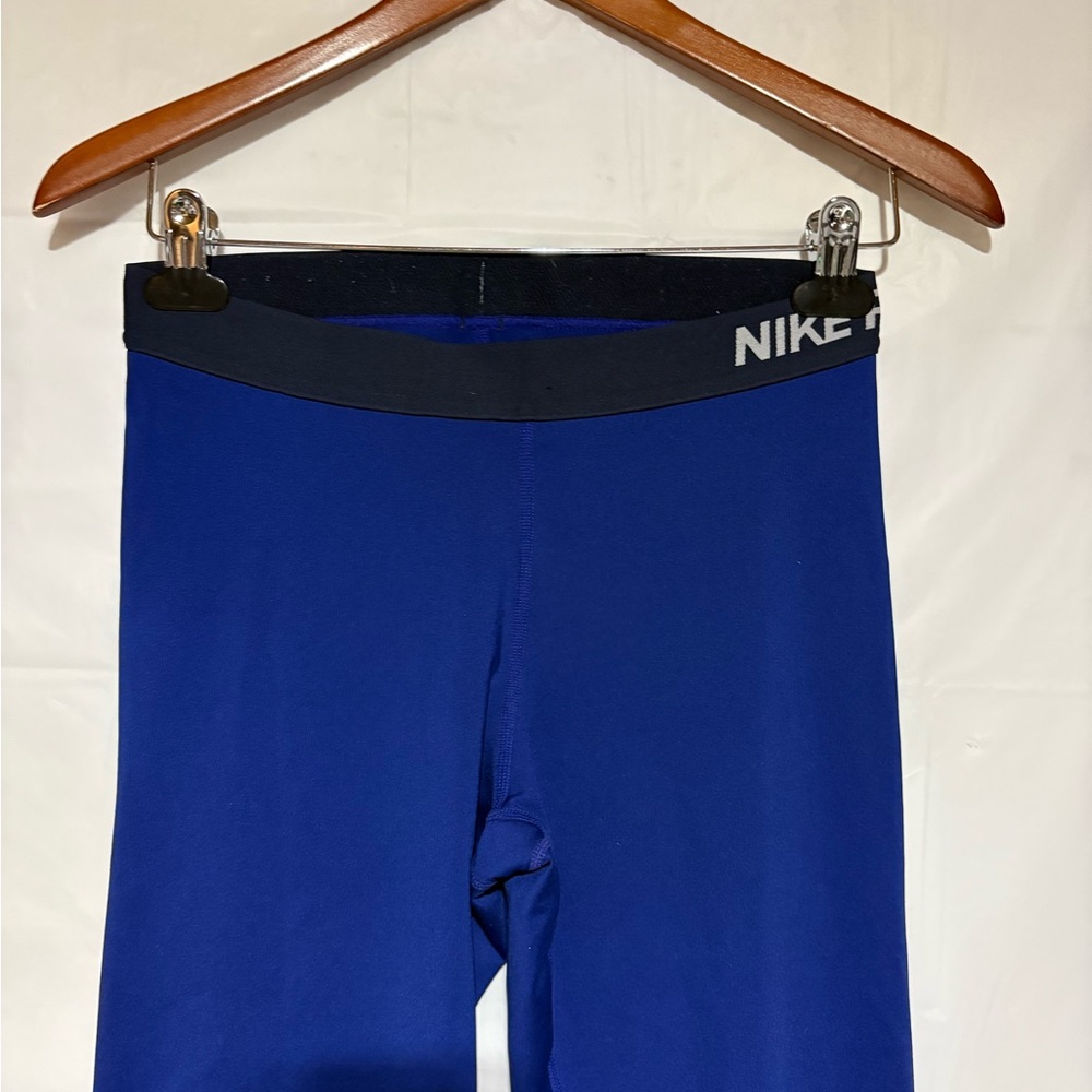 Nike Women's Blue Leggings - Picture 4 of 8